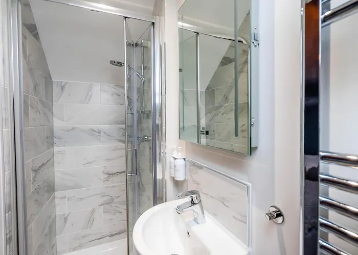 The Backyard No.2 別荘 *