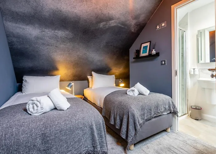 別荘 The Backyard No.2 ヨーク